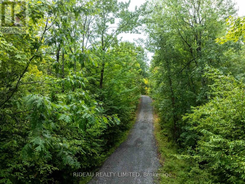 534 Oak Bluffs Road, Frontenac, photo 3