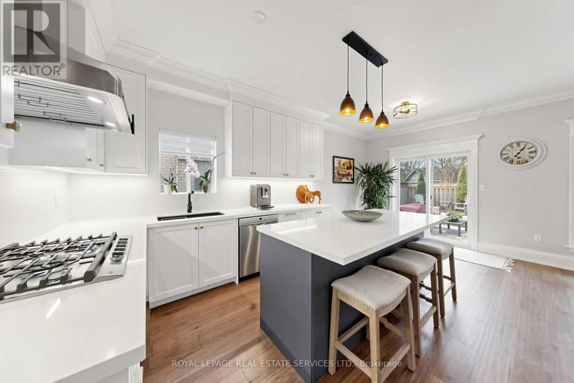 174 Royal Valley Drive — photo 15 of 40