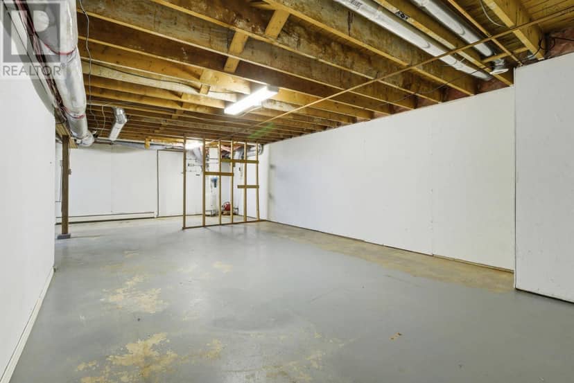 21 Hillcrest Lane — photo 18 of 34