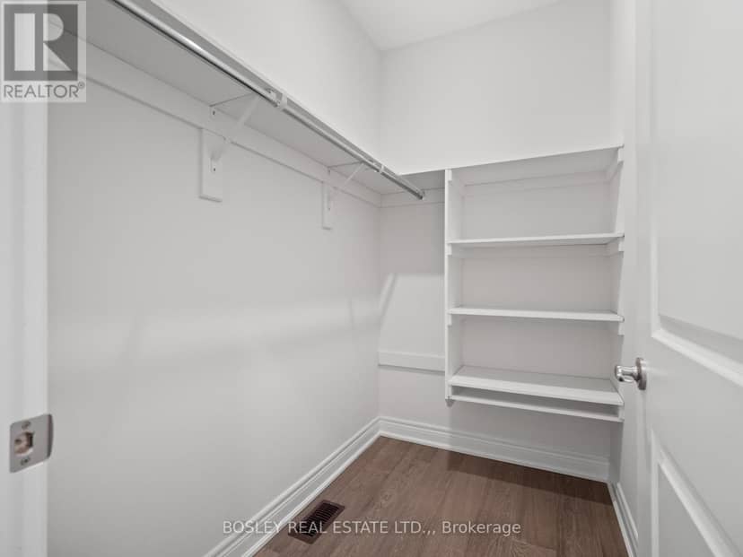 510 Royal Ridge Drive — photo 7 of 31