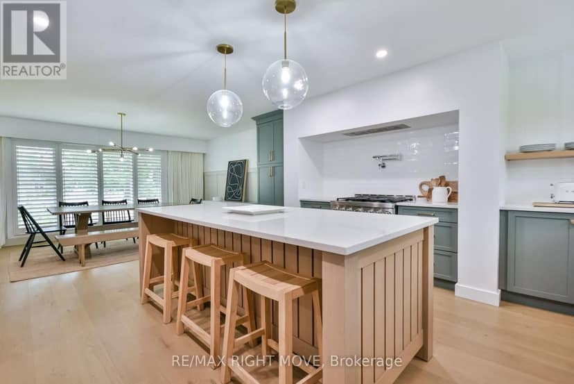 407 Bay Street — photo 8 of 40