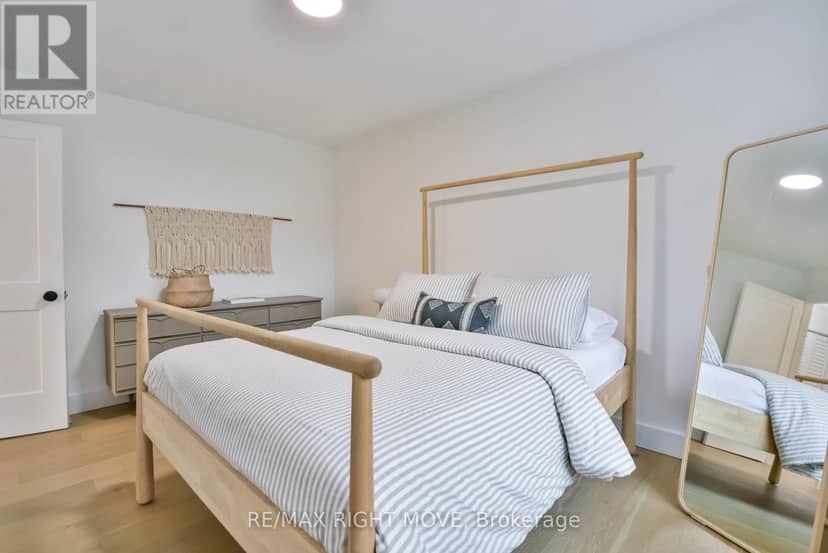 407 Bay Street — photo 31 of 40