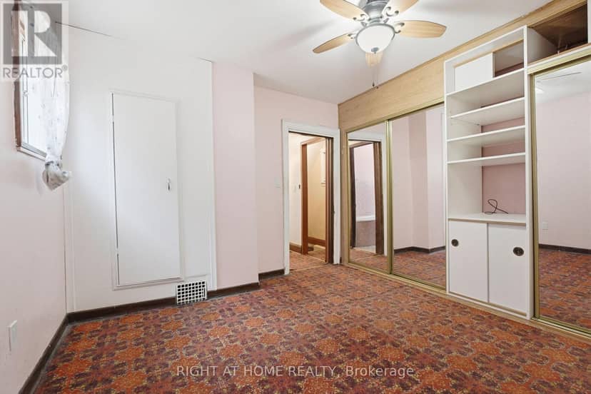 502 Salem Avenue N — photo 16 of 40