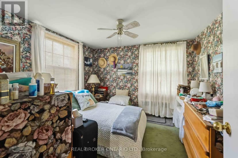 42 Price Avenue — photo 24 of 40