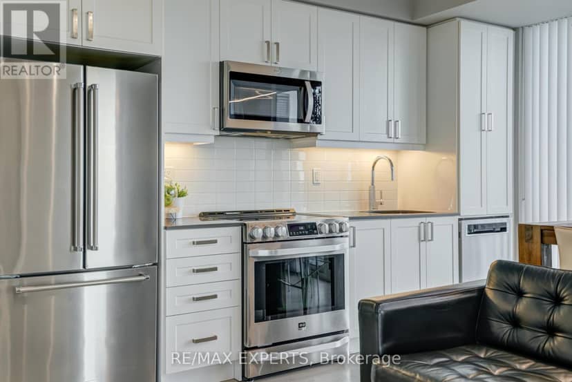 2106 - 7895 Jane Street — photo 11 of 40