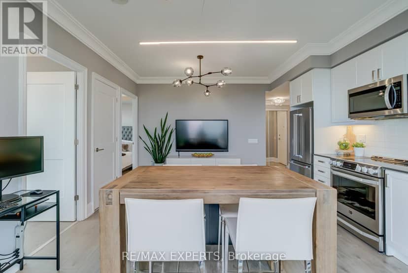 2106 - 7895 Jane Street — photo 21 of 40