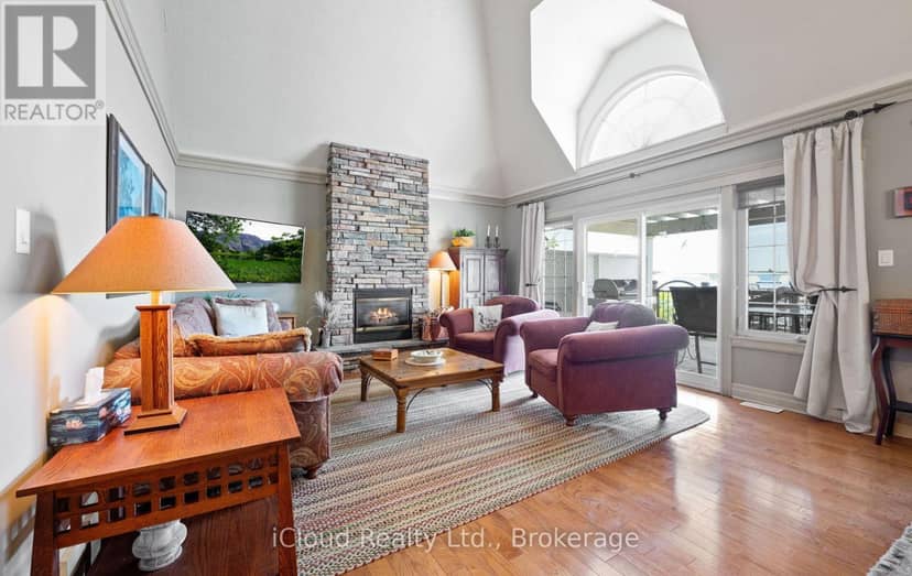 104 Wycliffe Cove — photo 15 of 40