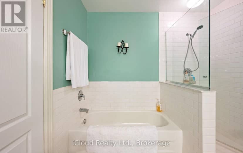 104 Wycliffe Cove — photo 39 of 40