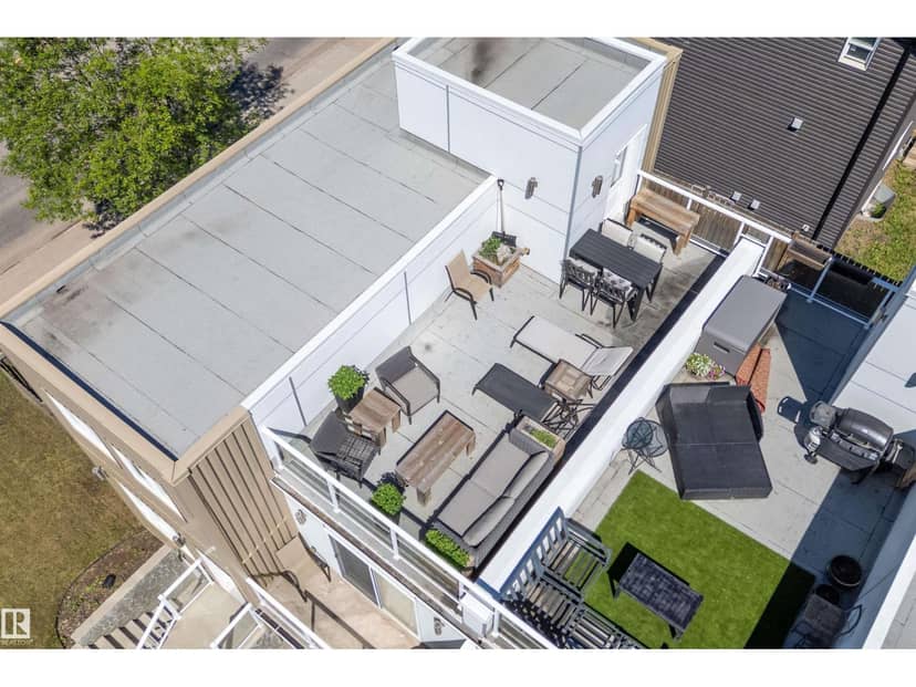 14832 103 Ave NW, Edmonton