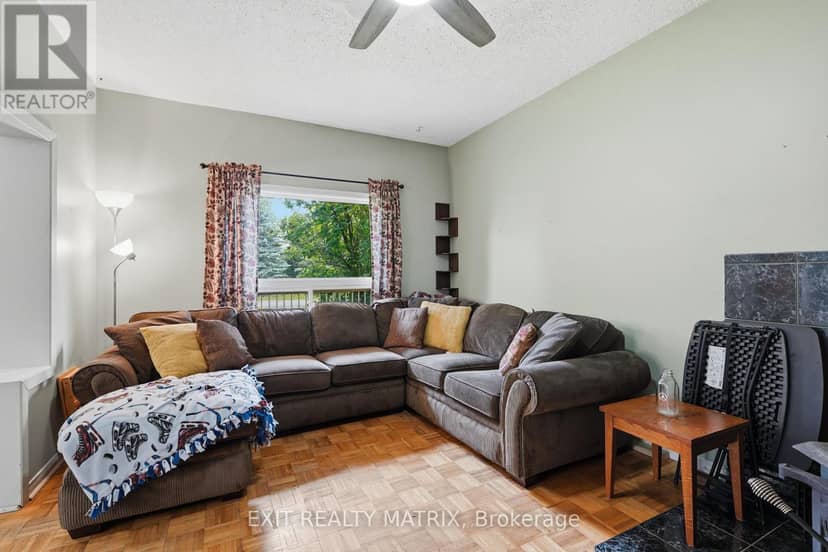 1320 St Joseph Road, Russell, photo 6