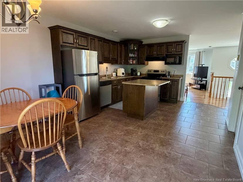 123 Gagnon Drive — photo 13 of 29