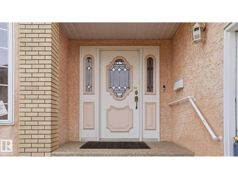 6119 156 AV NW, Edmonton, photo 2