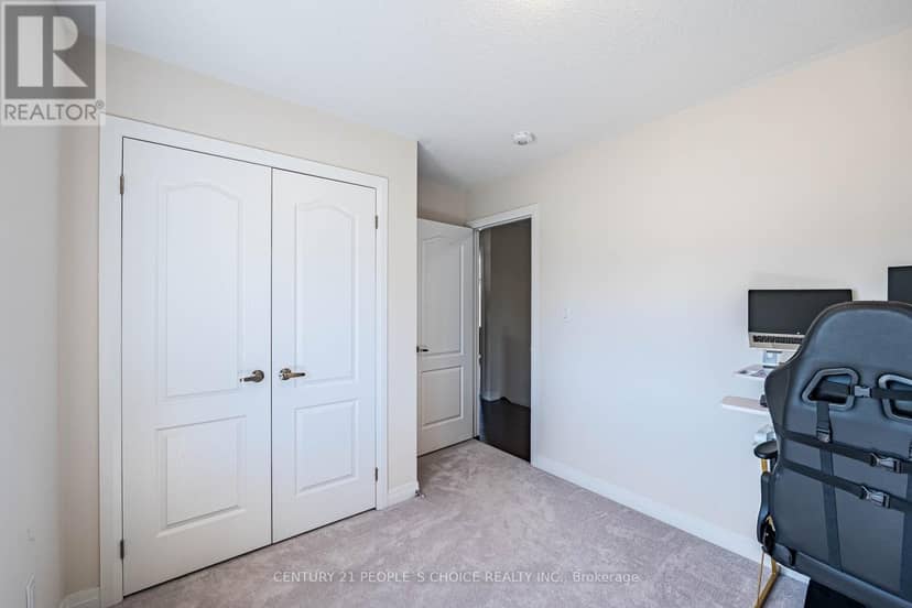 31 Rainey Drive — photo 34 of 40