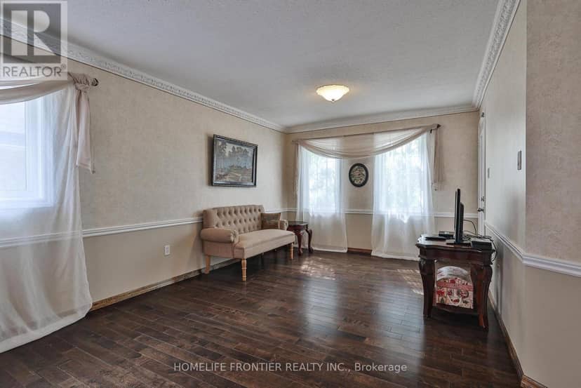 110 Red River Crescent — photo 37 of 40