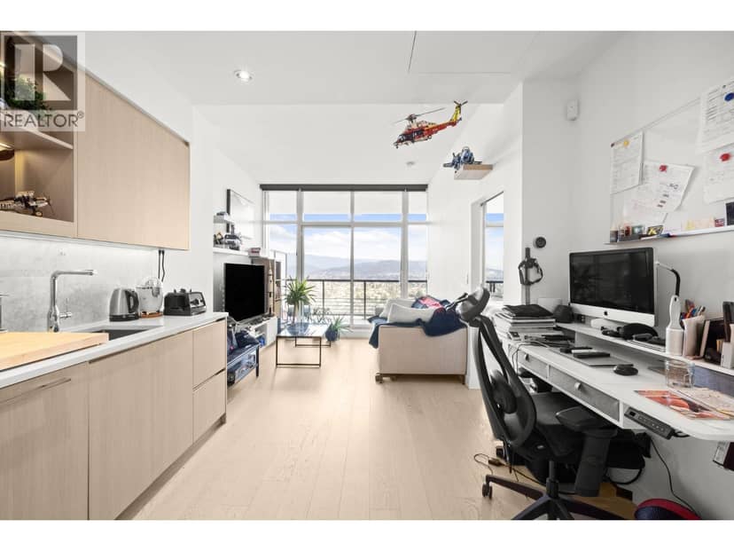 4406 4720 LOUGHEED HIGHWAY, Burnaby