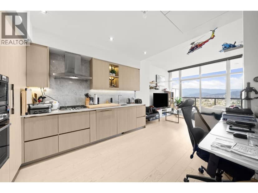 4406 4720 LOUGHEED HIGHWAY, Burnaby, photo 2