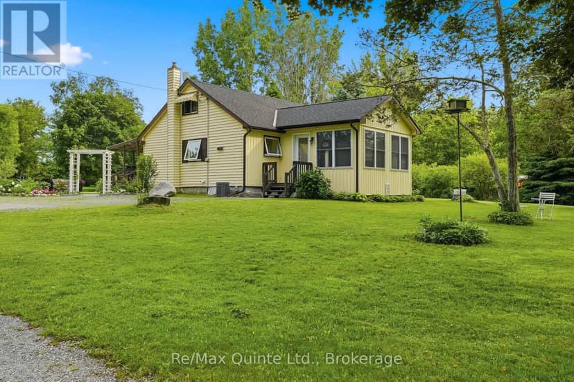 97C County Road 18, Prince Edward County, photo 2