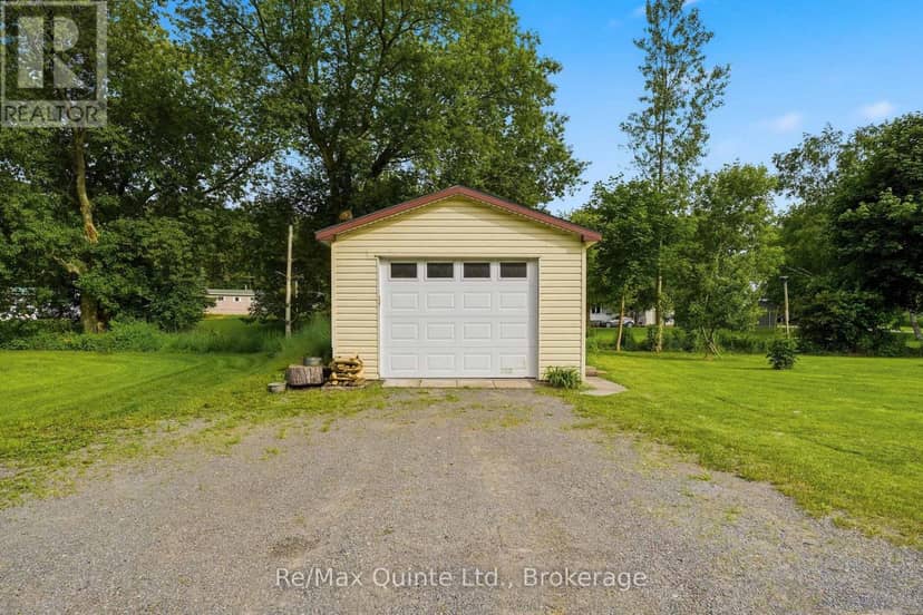 97C County Road 18, Prince Edward County, photo 8