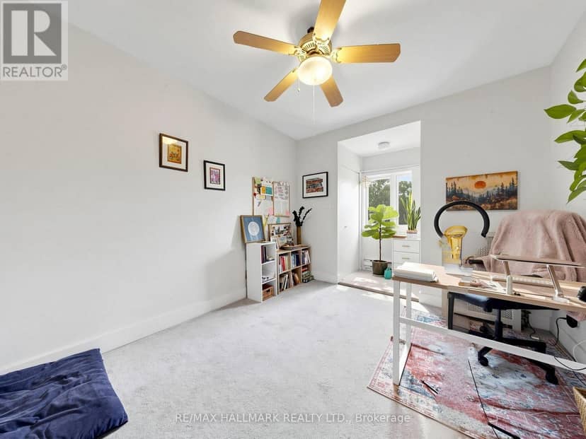 458 Markham Street — photo 11 of 40