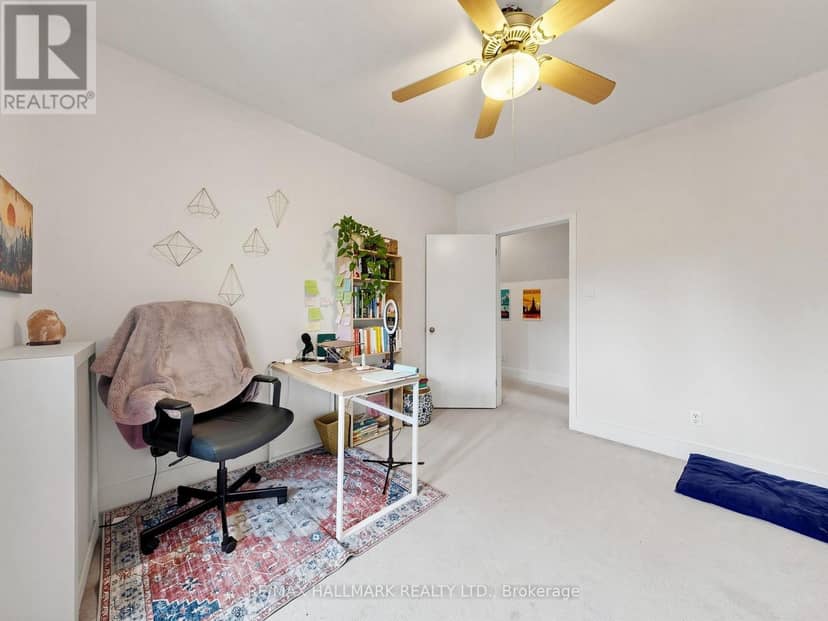 458 Markham Street — photo 13 of 40