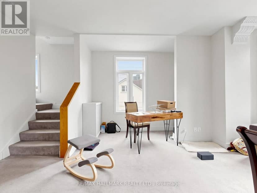 458 Markham Street — photo 21 of 40