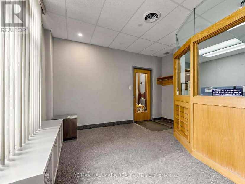 458 Markham Street — photo 34 of 40