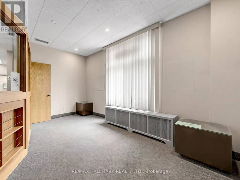 458 Markham Street — photo 35 of 40
