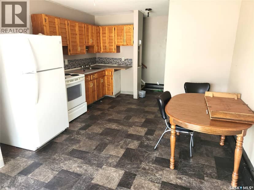 901 King STREET — photo 3 of 16