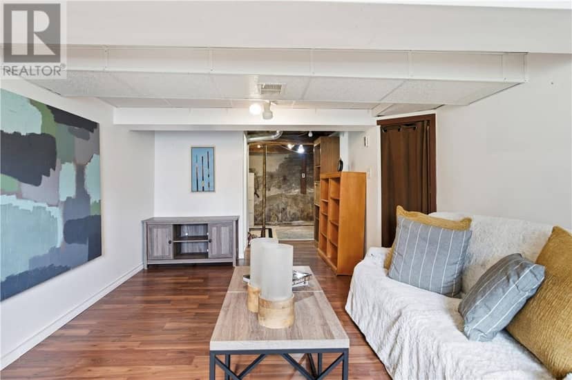 936 Bancroft Drive — photo 25 of 40
