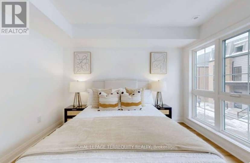 150 Alton Crescent — photo 15 of 34