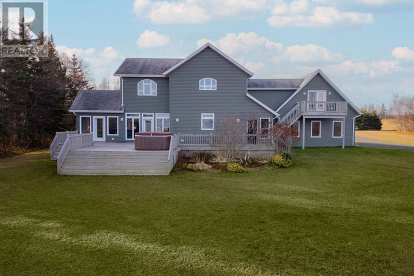 110 Alexander Crescent — photo 1 of 40