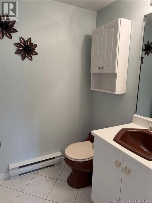 20 Du Bourg Avenue — photo 20 of 27