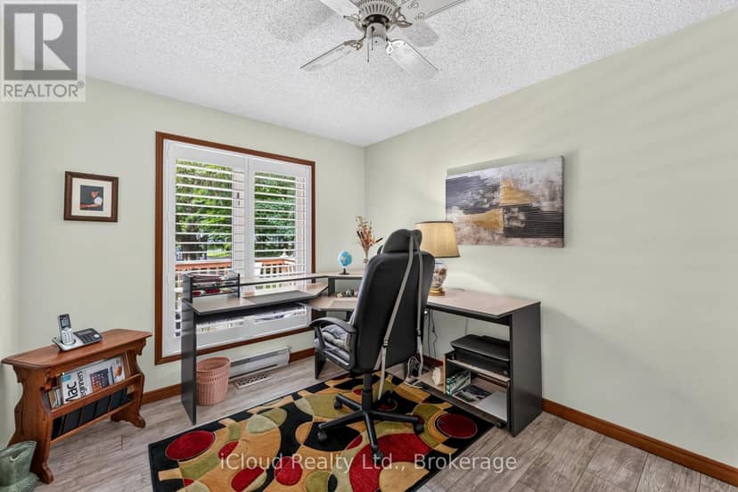 20 Mactavesh Crescent — photo 7 of 40