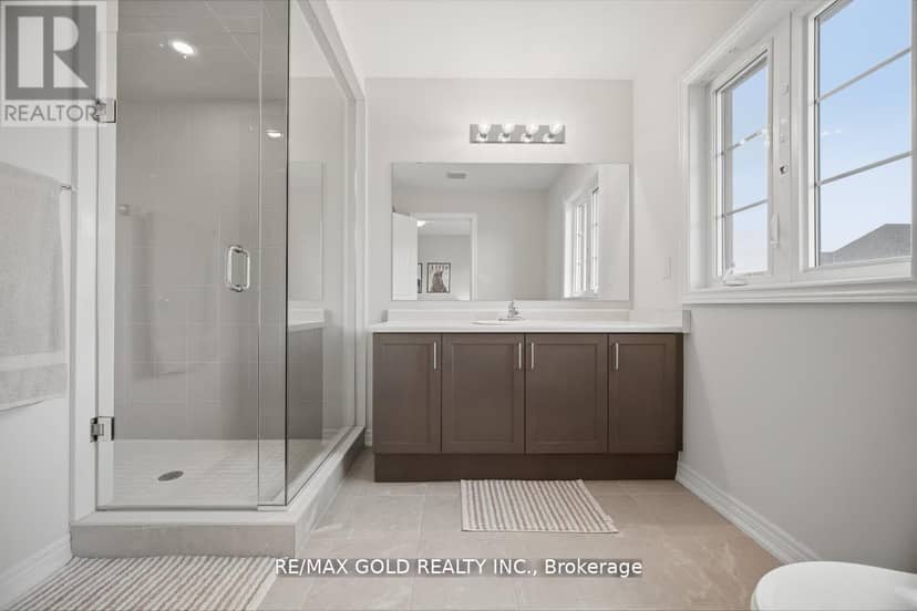 2 - 30 Mia Drive — photo 19 of 24