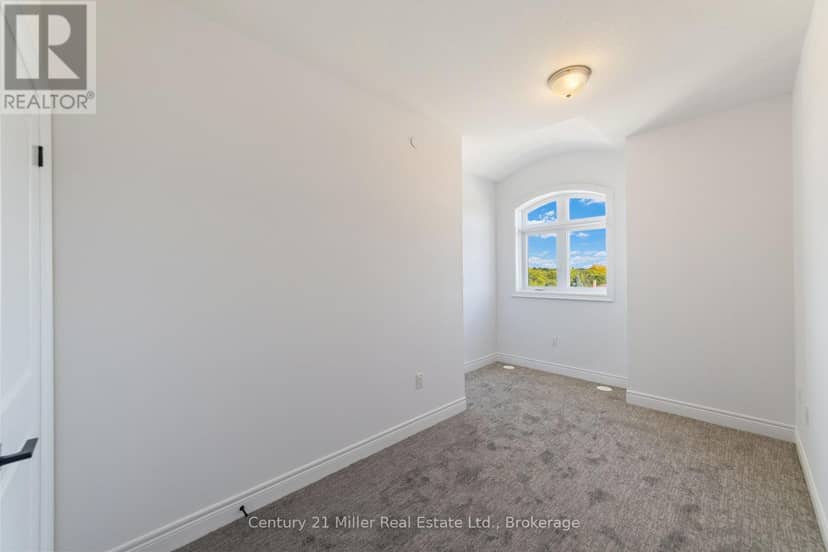 42 - 2140 Trafalgar Road — photo 30 of 33