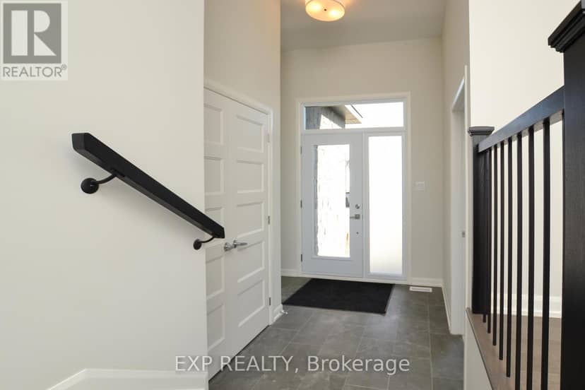 623 Montessor Crescent — photo 3 of 28