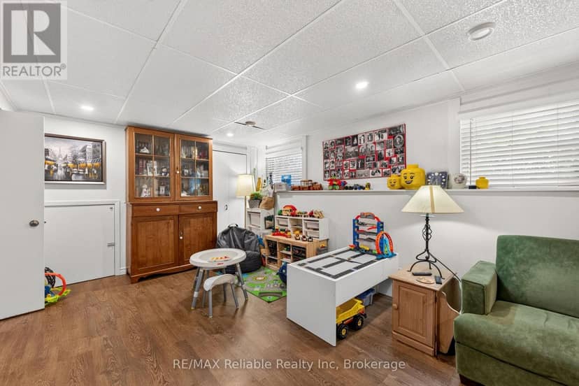 13 Blair Street — photo 20 of 33