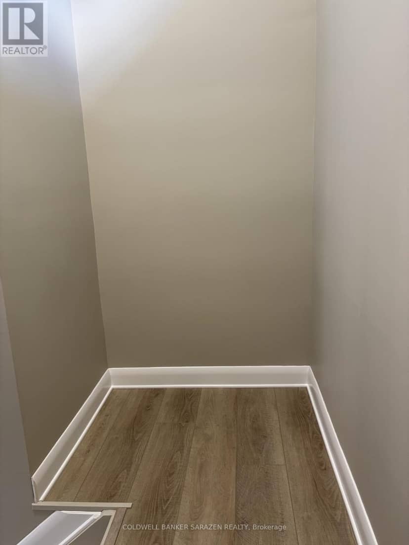 36 McCallum Street — photo 13 of 40