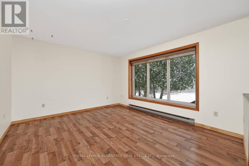 83 Broadview Avenue W — photo 12 of 40