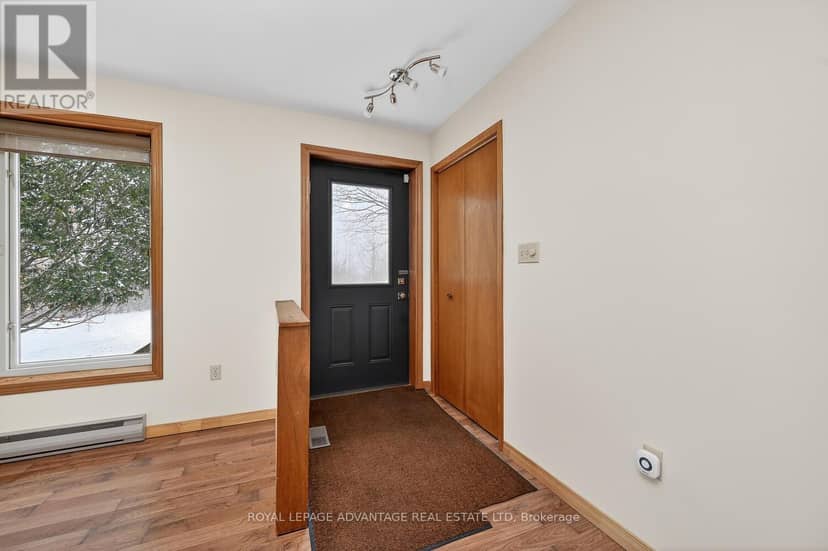 83 Broadview Avenue W — photo 8 of 40