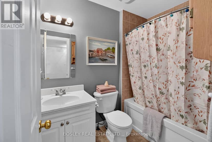 10 - 6263 Valley Way — photo 24 of 40