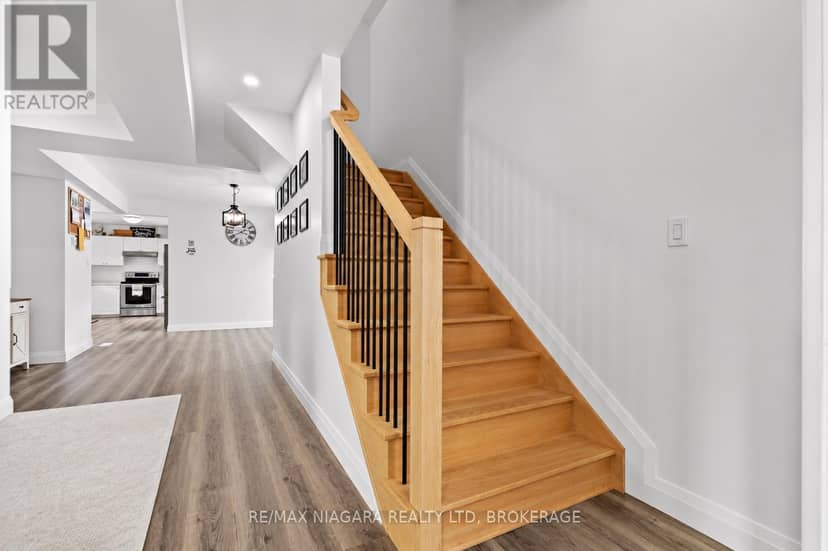 47 Sullivan Avenue — photo 21 of 38