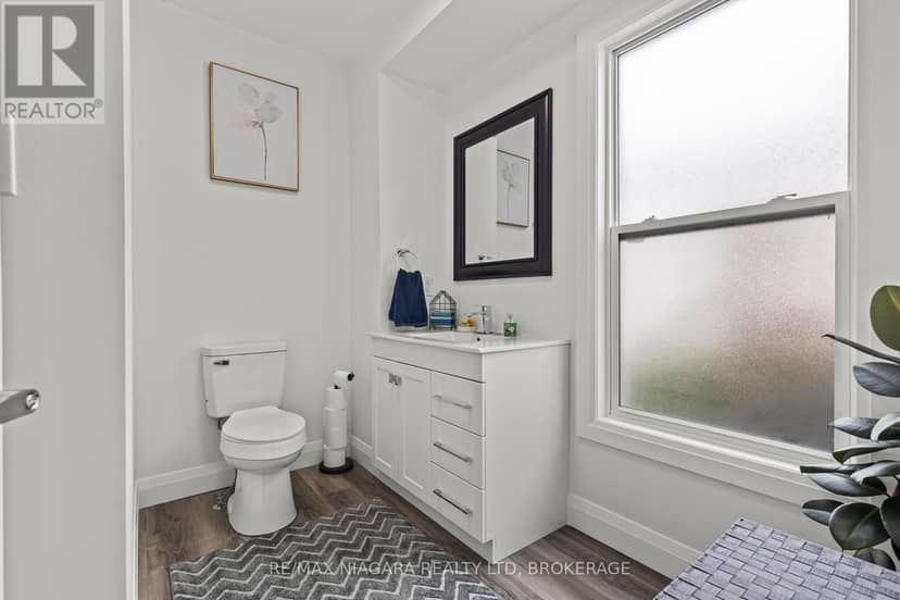 47 Sullivan Avenue — photo 23 of 38