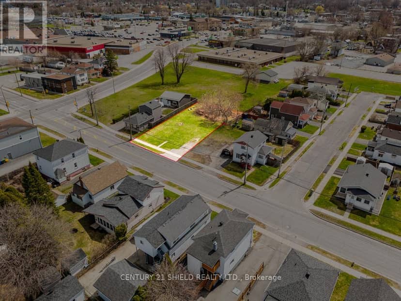 20 Eleventh Street W, Cornwall, photo 4