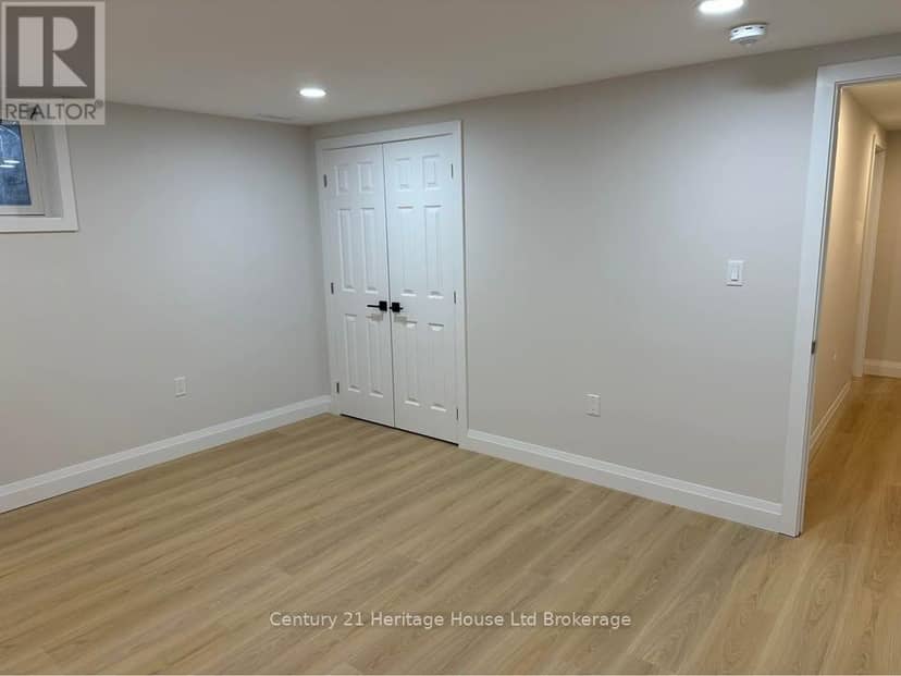 10 Joseph Street — photo 27 of 29