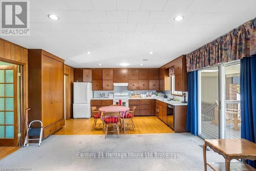 10 Joseph Street — photo 7 of 29