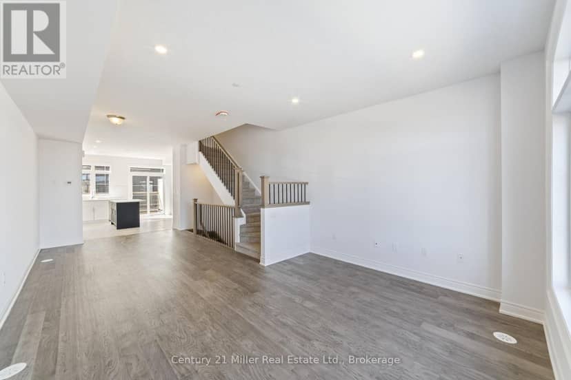 56 - 2150 Trafalgar Road — photo 12 of 28
