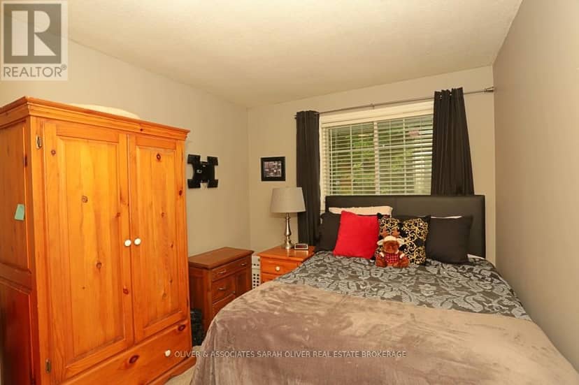 9931 Prince Phillip Street — photo 16 of 39