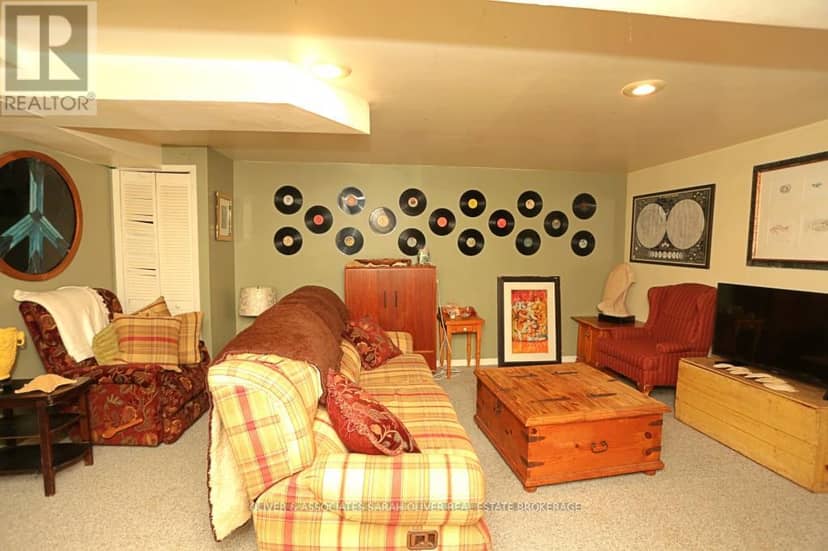 9931 Prince Phillip Street — photo 21 of 39