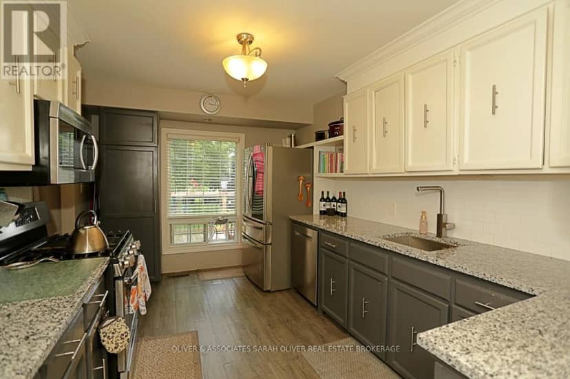 9931 Prince Phillip Street, Lambton Shores, photo 7